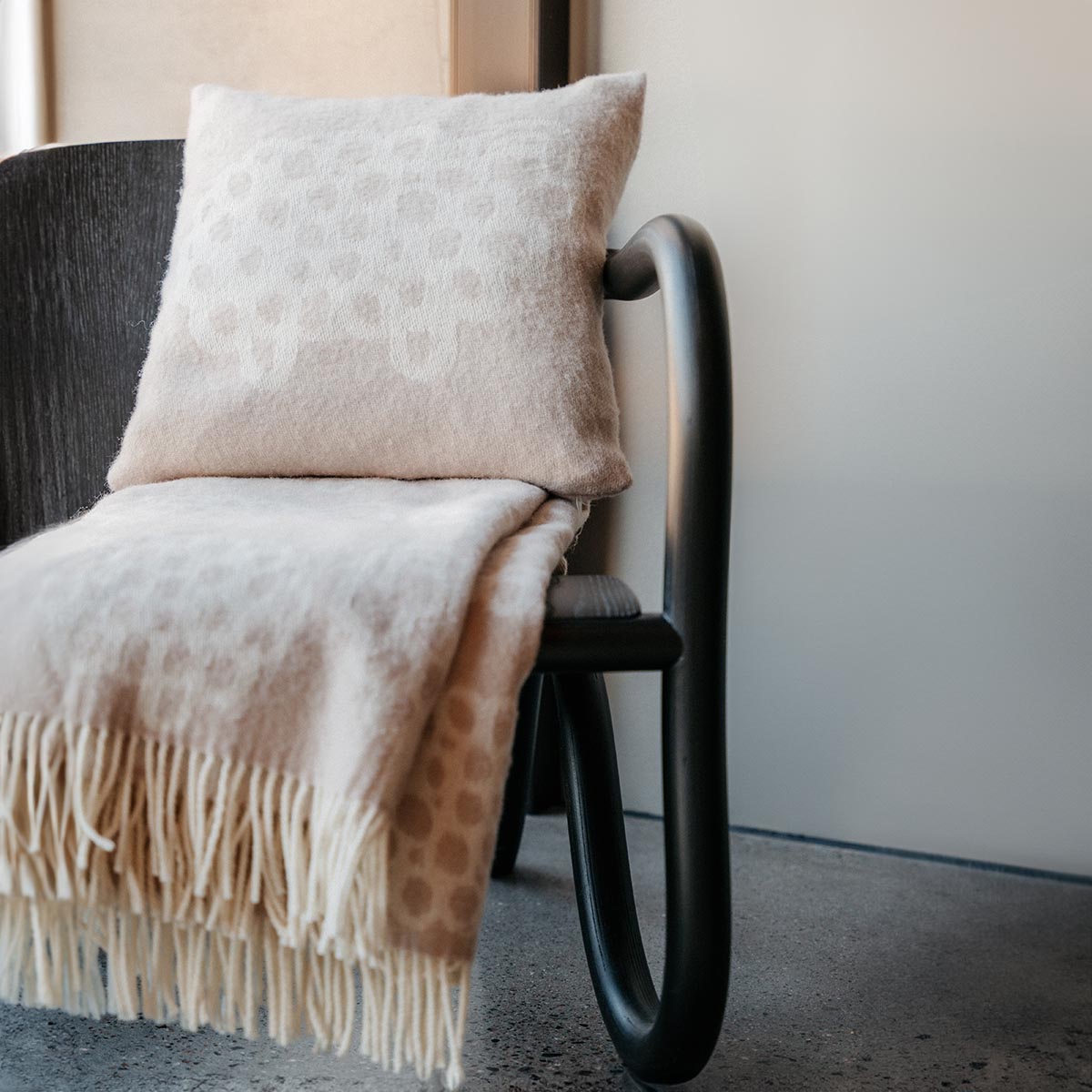 Pässi-tyynynpäällinen, beige, 43 x 43 cm